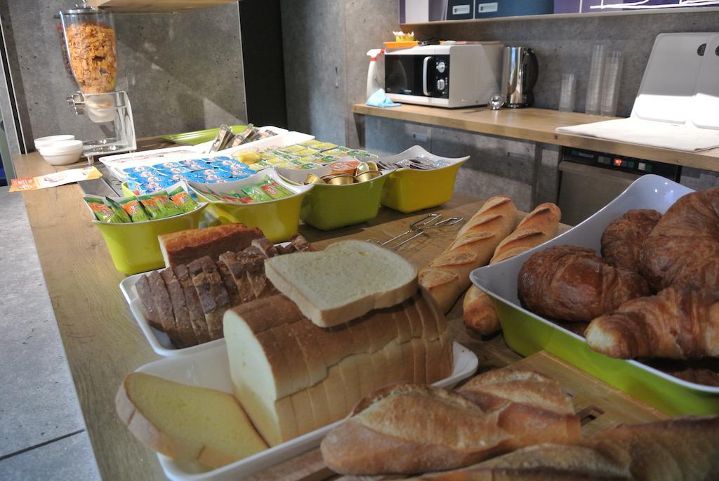 Ibis Budget Chambery Sud Challes Les Eaux Kültér fotó
