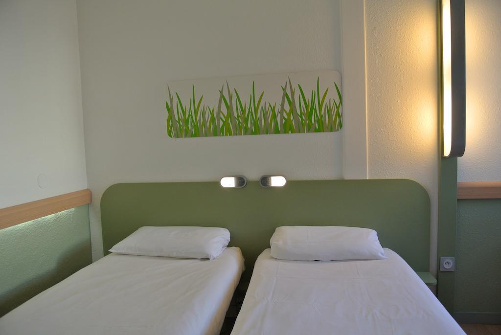 Ibis Budget Chambery Sud Challes Les Eaux Kültér fotó