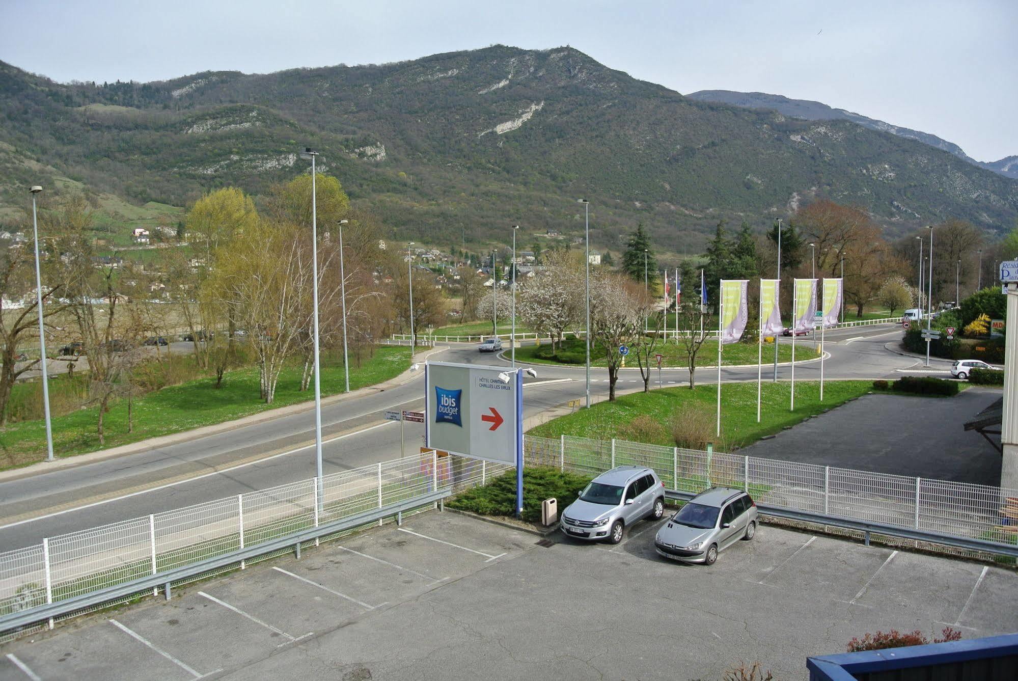 Ibis Budget Chambery Sud Challes Les Eaux Kültér fotó