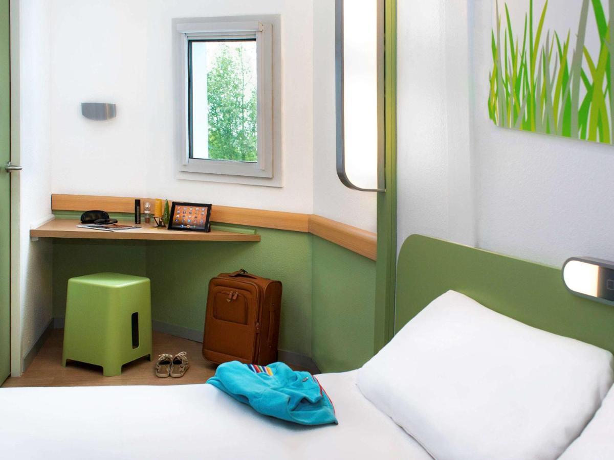 Ibis Budget Chambery Sud Challes Les Eaux Kültér fotó